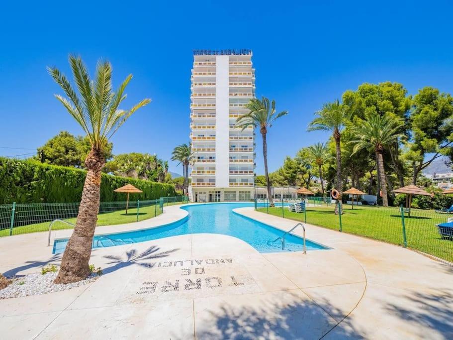 Estudio Torre De Andalucia Marbella Exterior foto